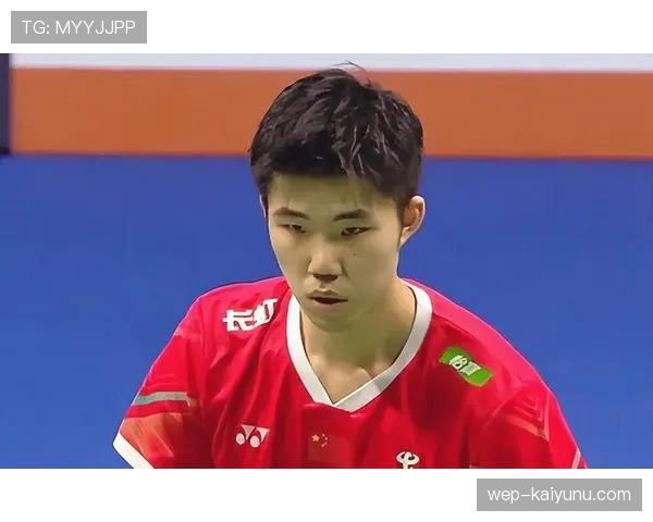 如果翁泓阳下馆子付账像打比赛那样随手一刷，隔壁都要怀疑人生